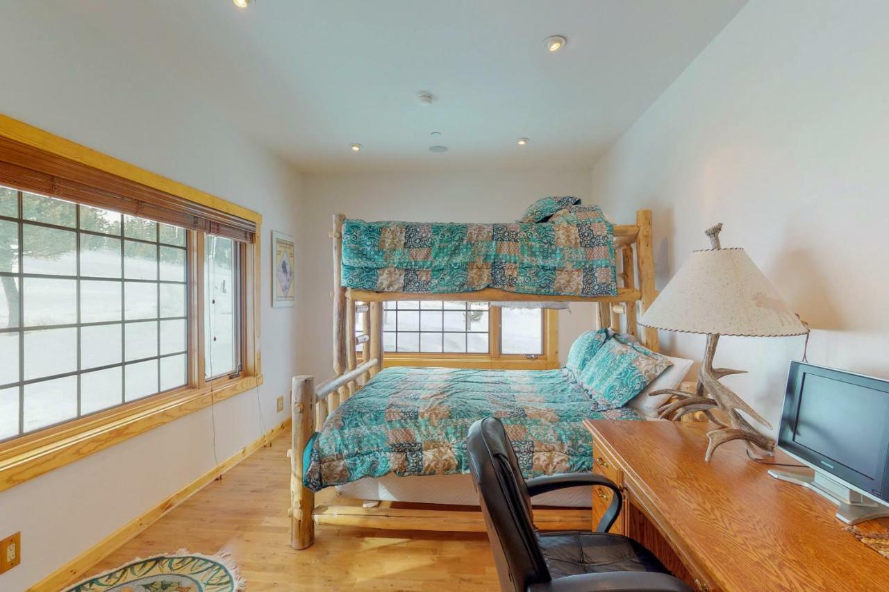 Antler Ridge Villa Big Sky Exterior photo