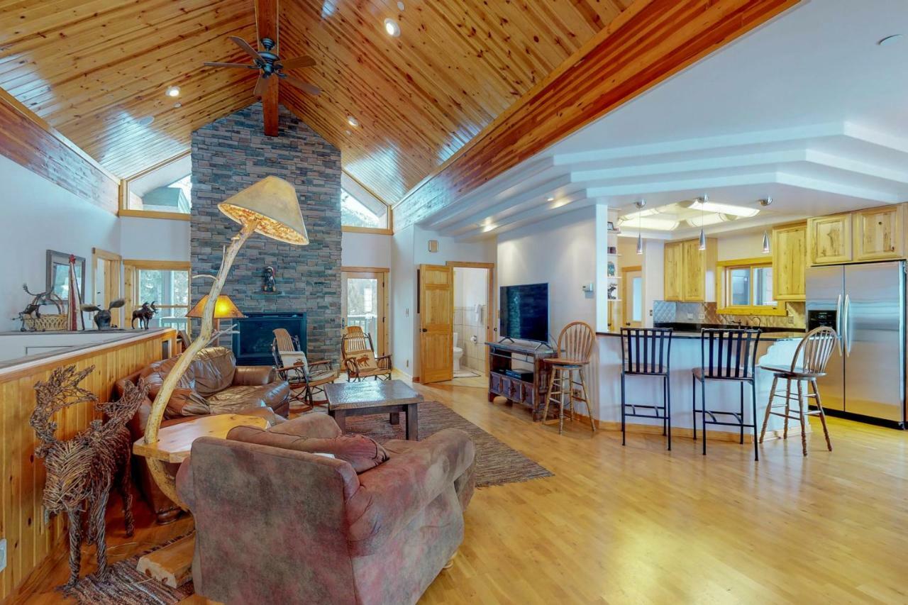 Antler Ridge Villa Big Sky Exterior photo