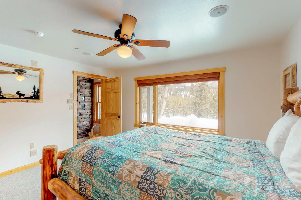 Antler Ridge Villa Big Sky Exterior photo